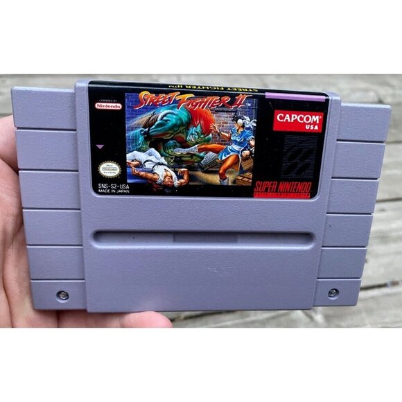 Street Fighter II 2 (Super Nintendo SNES, 1992) Authentic - MINT - Picture 1 of 3